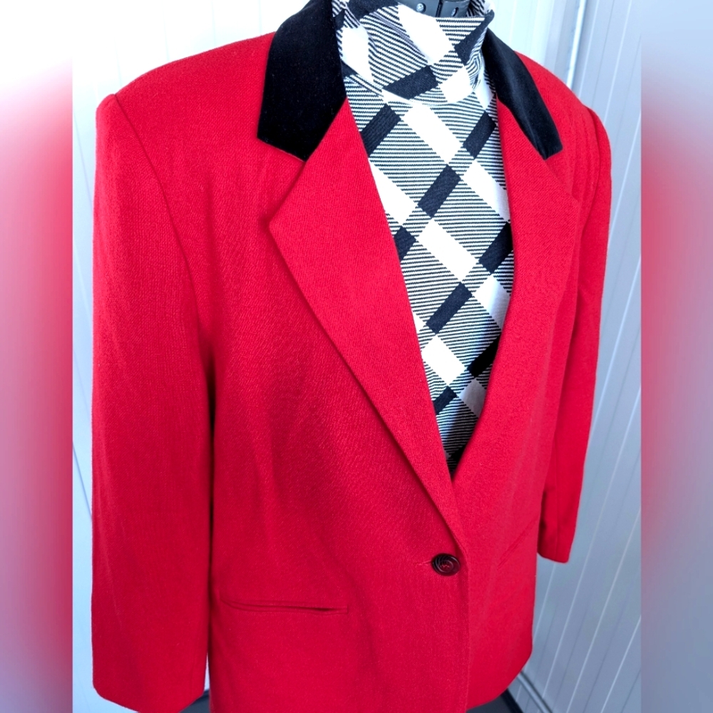 Sag Harbor 16 wool velvet red black blazer suit jacket vintage 90s Winter Boss